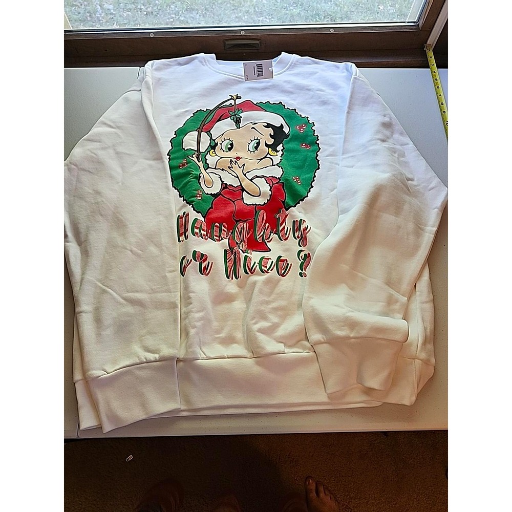Fleischer Studios Betty Boop Naughty or Nice? Graphic Crewneck Fleece XL White